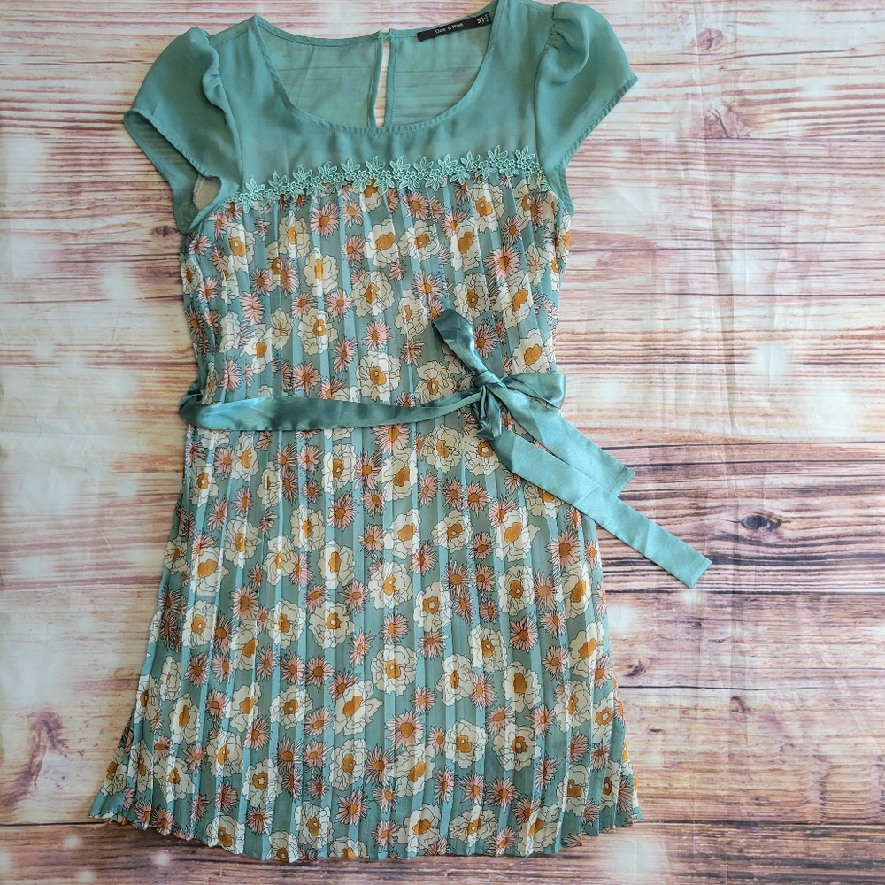Doe & Rae Pleated Dress Coquette Feminine Floral Waist Tie M